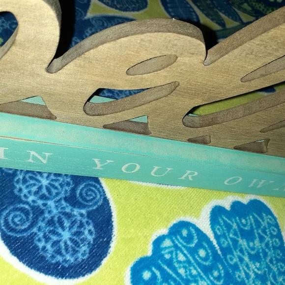 Decorative Wood Sign Believe In Your Own Magic - Picture 5 of 8